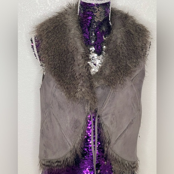 Fux Fur vest - Picture 1 of 7